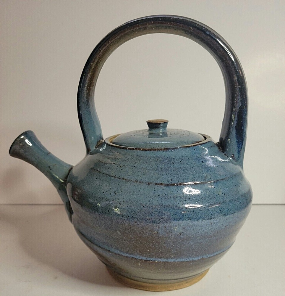 CERAMIC BLUE TEA POT