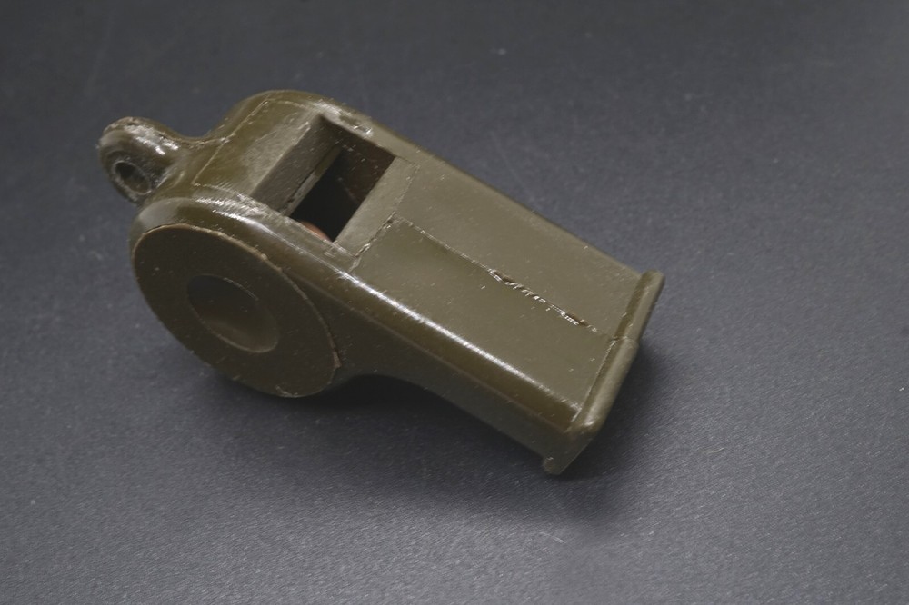 WWII Army, Navy, USMC Green Plastic Whistle GREAT SHAPE