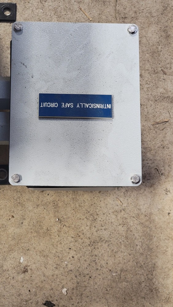 SERVOMEX PARAMAGNETIC OXYGEN 1100 SERIES TRANSDUCER UNIT TYPE 1133 USED