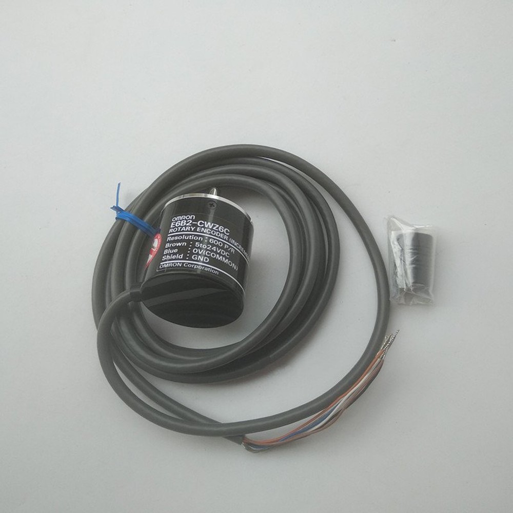NEW IN BOX Omron Rotary Encoder E6B2-CWZ6C 600P/R 5-24VDC FAST SHIP