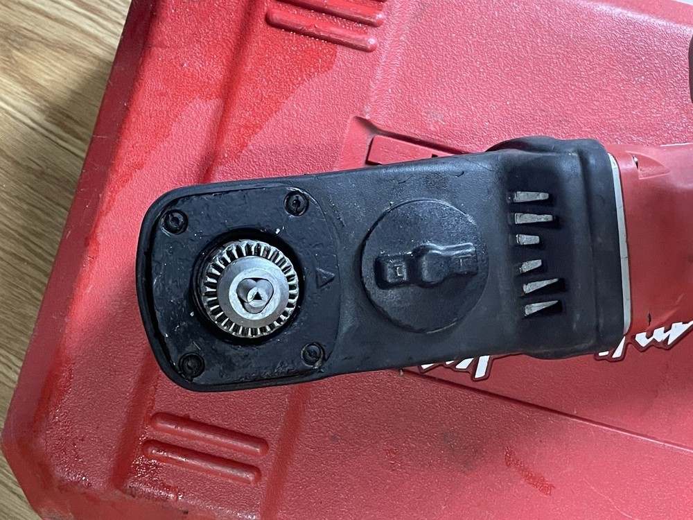 Milwaukee Super Hawg 13 Amp Right Angle Driver Corded