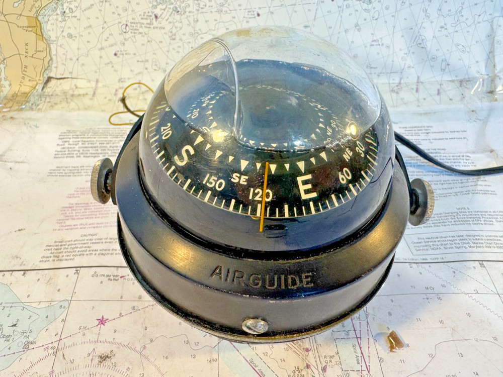 Vintage Airguide Compass