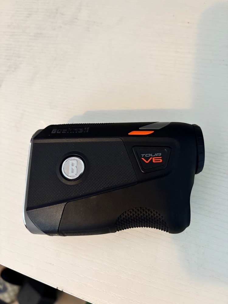 Range Finder Bushnell V6
