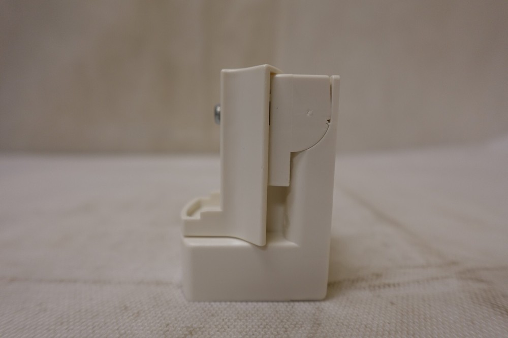 ARITECH SB01 WALL / CEILING MOUNTING UNIVERSAL SWIVEL BRACKET, ARITECH ACCESSORY