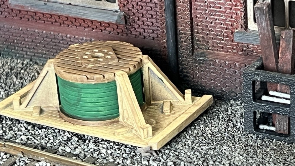 N Scale Cable Drum On Pallet - Car Load (3)