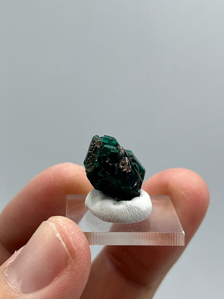 Dioptase H