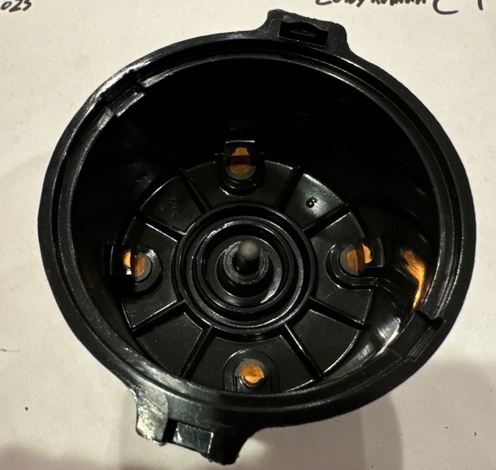 Standard Motor Products JH59 Distributor Cap NOS
