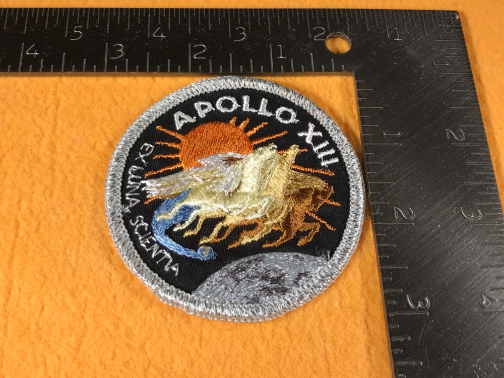 P2-96 ASTRONAUT MISSION PATCH - APOLLO 13 EXLUNA, SCIENTA