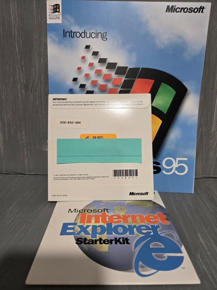 Microsoft Windows 95 Upgrade _ CD-ROM