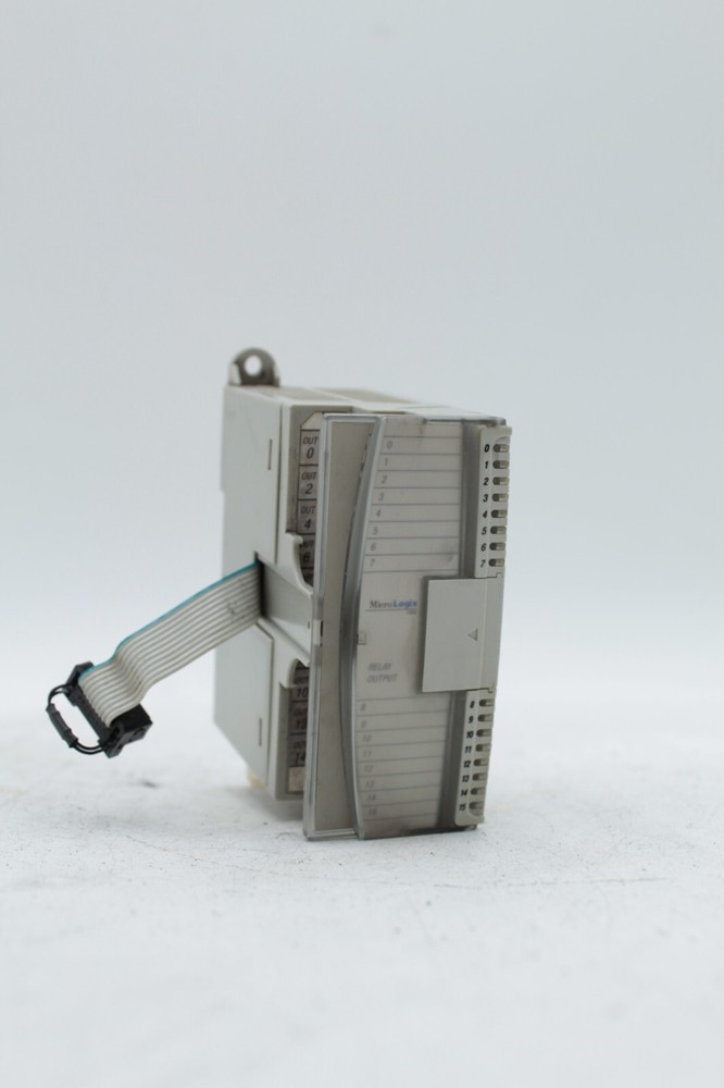 Allen-Bradley 1762-OW16 MicroLogix 16 Point Relay Output Module