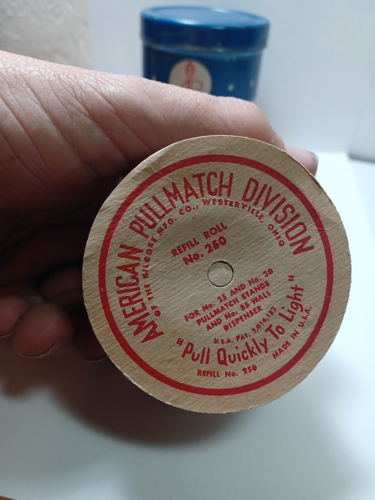 Circa 1935 Full Red White Blue Tin of 250 Pullmatches JGBx31
