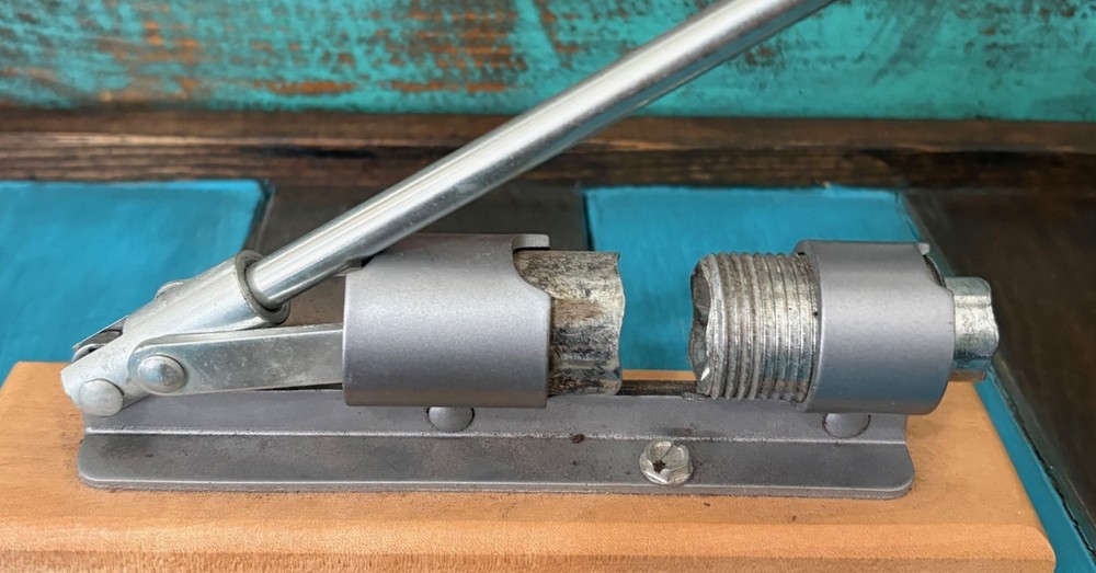 Nutcracker Heavy Duty Nut cracker Pecan Cracker Walnut Cracker Plier Opener Tool