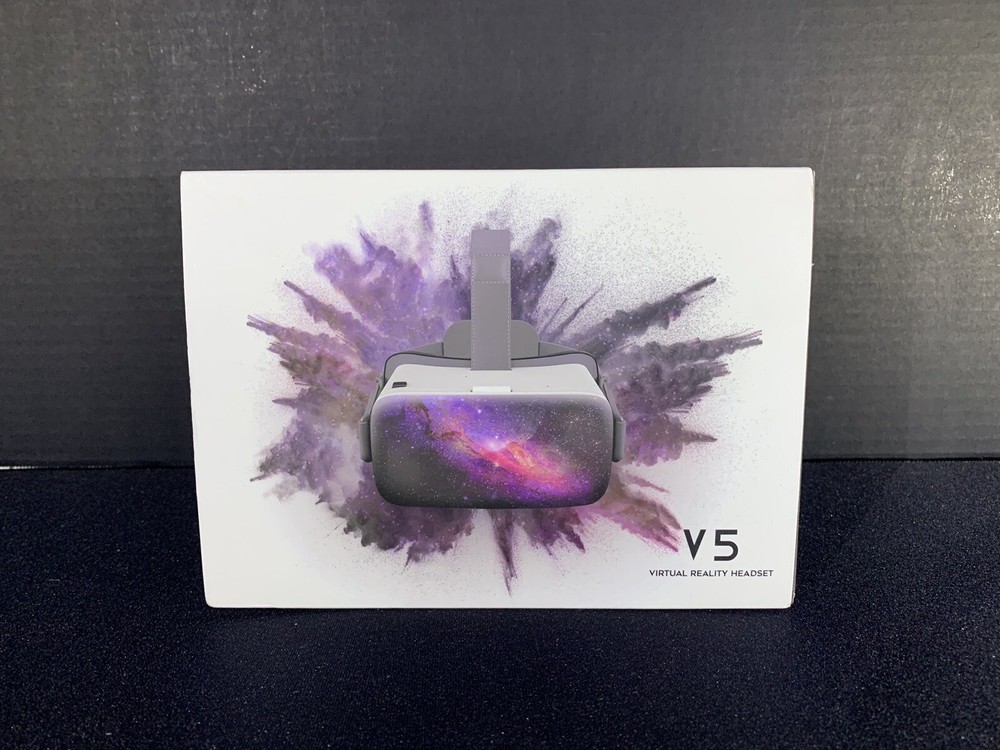 DESTEK V5 VR Headset with Bluetooth Controller - Read Description