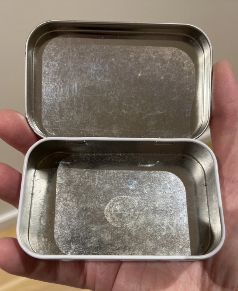 Brown Haley Tin Cinnamons Zingos empty