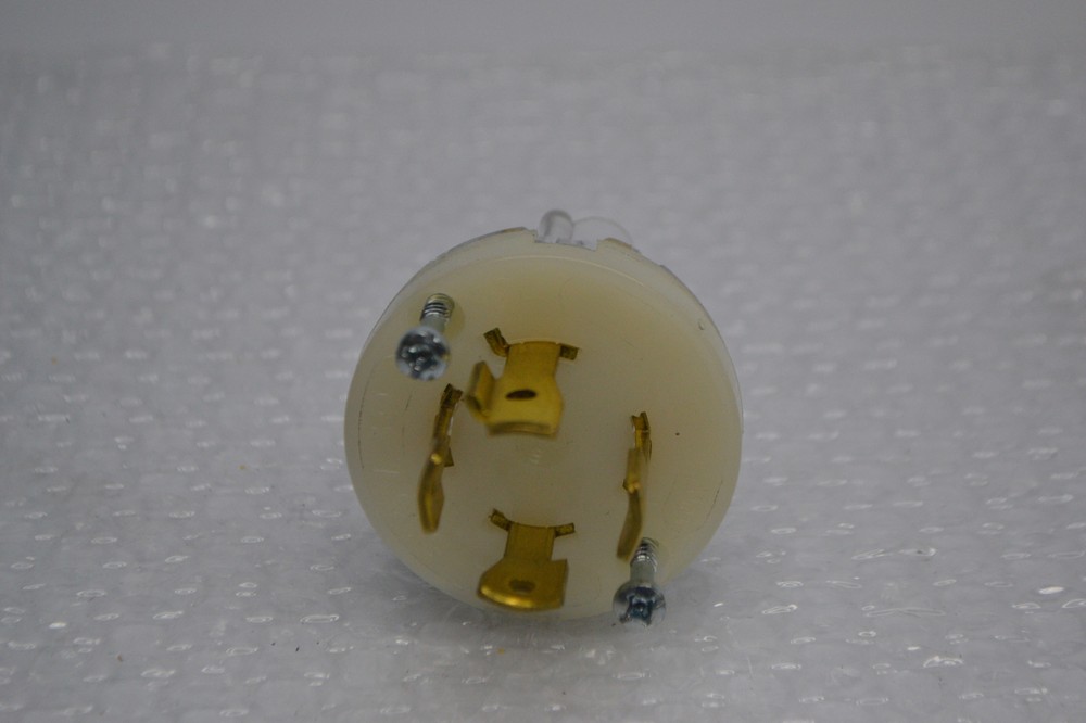 HUBBELL HBL2741 PLUG NSNP