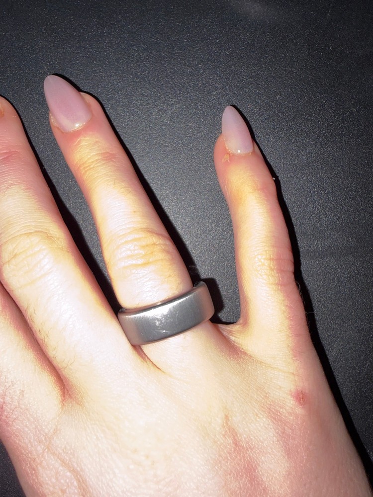 Oura Ring Gen 3 — Brushed Titanium Size 6