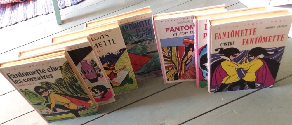 21 Hachette Library Hardback French Childrens Novels