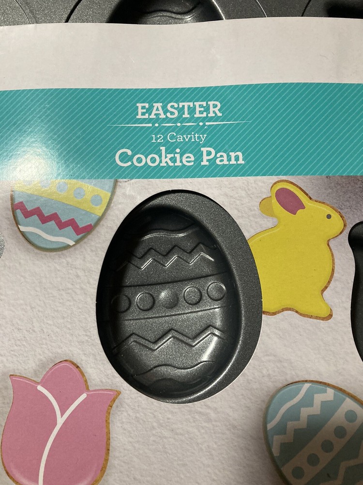 TWO DIFFERENT PATTERNWay To Celebrate! Easter Cookie Pan - New - FREE SHIPPING