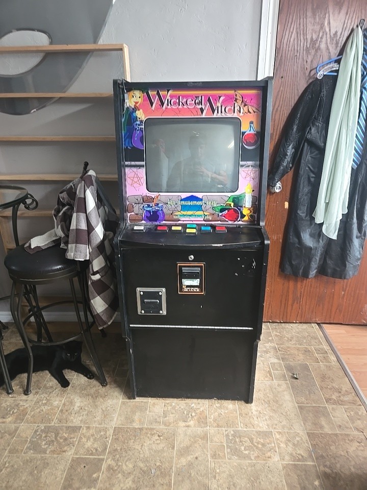 Wicked Witch Slot Gaming Machine