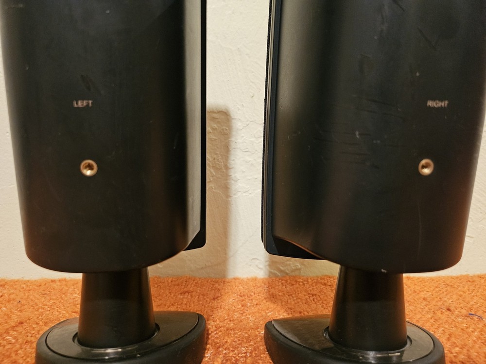 2 Vintage Acoustic Authority Computer SpeakersTested & Working Matching set