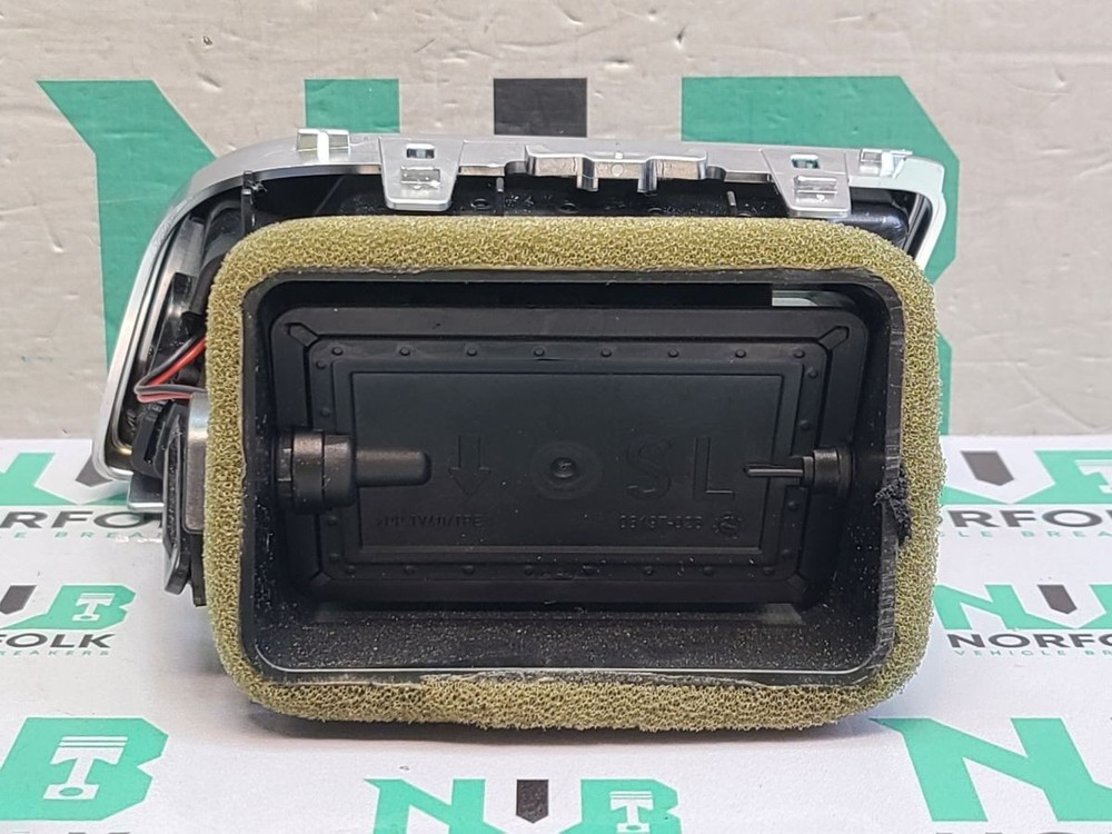 Mercedes CLS C218 Dash Vent Left Side Outer A2188300954