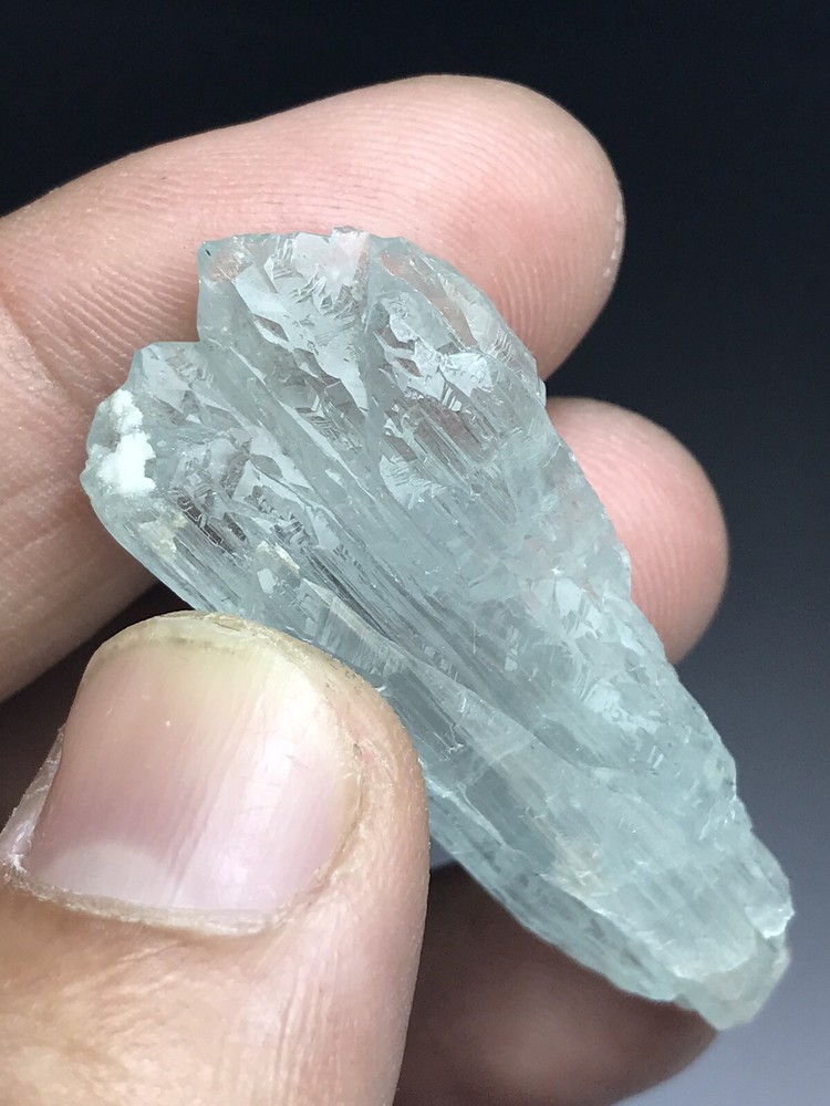DT Aquamarine Crystal With Unique Etching
