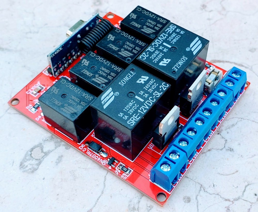 Wireless Remote Control 12VDC 5Amp Dual Axis Solar Panel Sun Tracking Controller