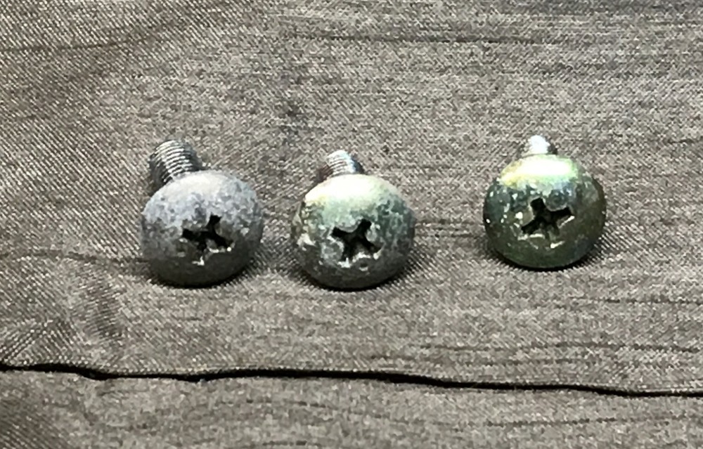 Mantis Tiller Gas Tank Bolts