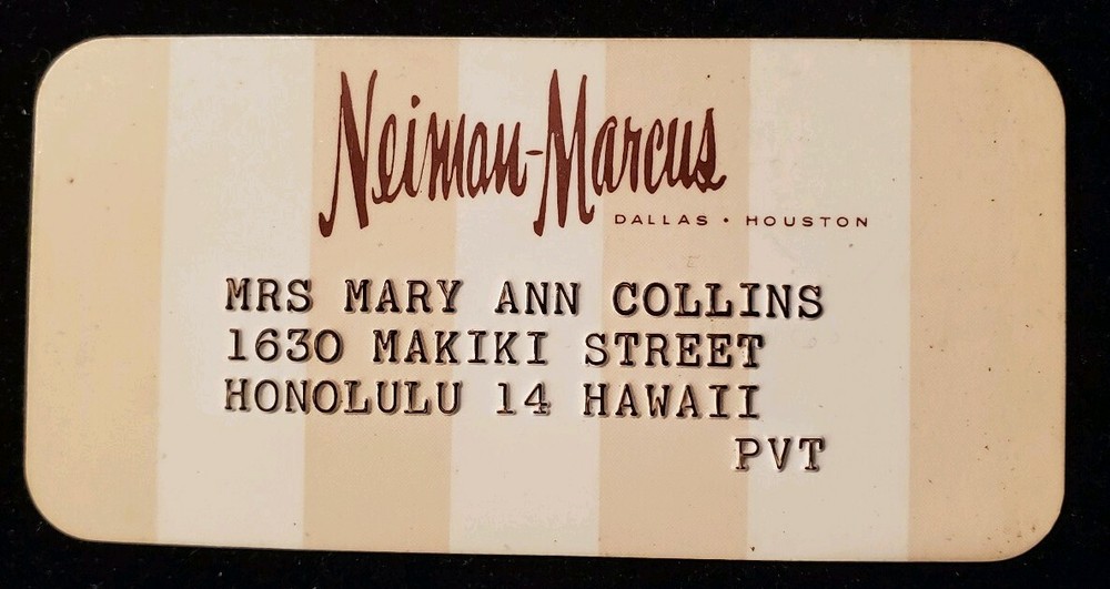Neiman Marcus  cc303  Princess Size Charge Card