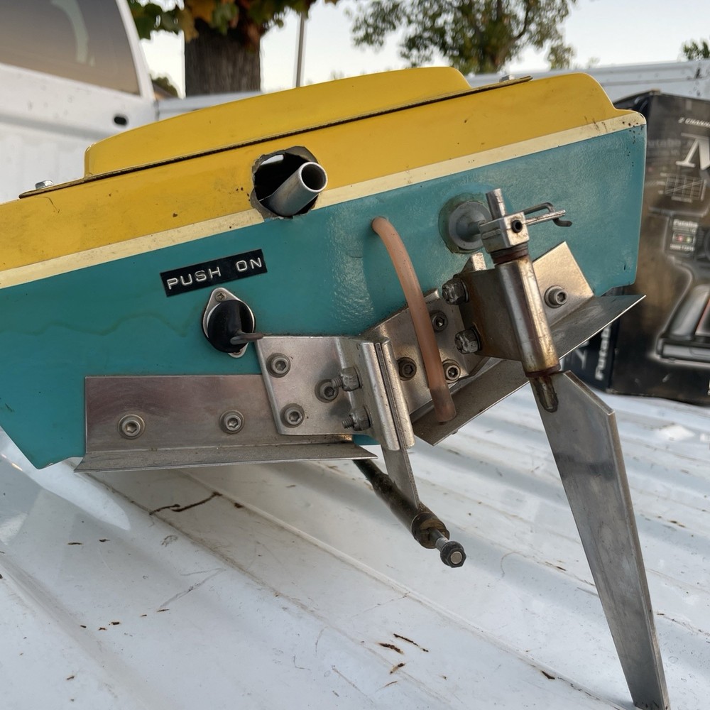 vintage Prather deep v speedboat k&b 7.5 engine