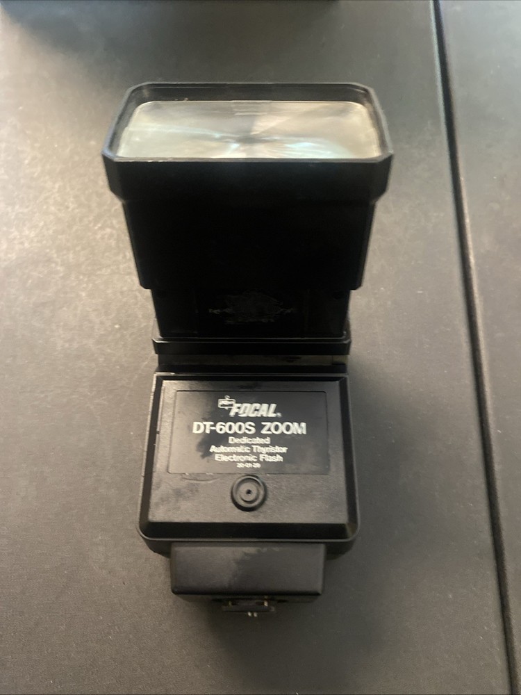 FOCAL DT-600S ZOOM FLASH AUTOMATIC THYRISTOR