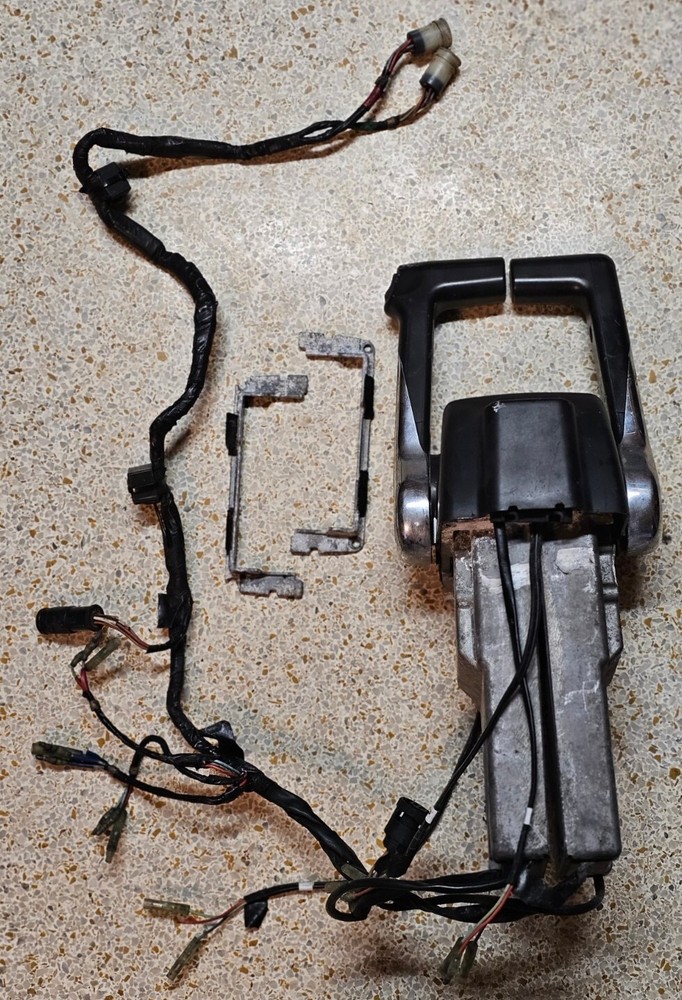 YAMAHA 704 DUAL REMOTE CONTROL WITH WIRE HARNESS