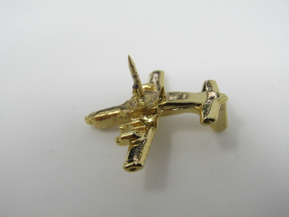 Airplane Pin Nice Gold Tone Design