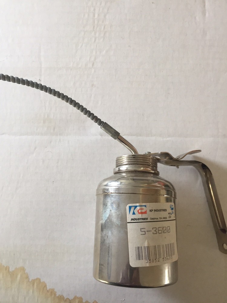 Oiler, Pistol, 7/8 Pint 8”flex Spout,Plated