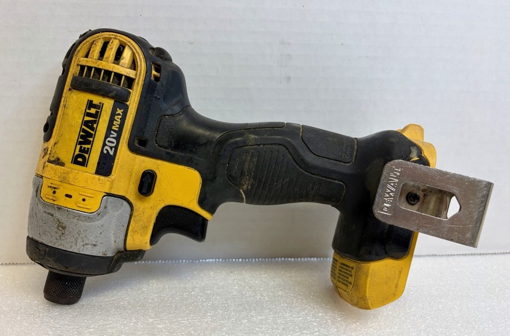 Dewalt DCF885  1/4 Impact Driver Drill Tool Only.