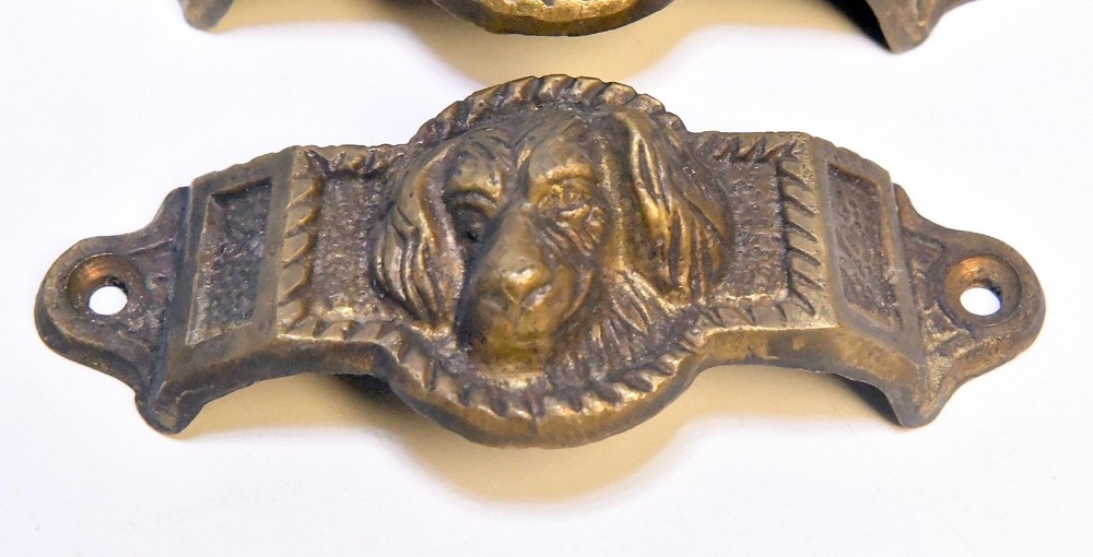 4 VINTAGE MATCHING BRASS DOG HEAD DRAWER PULLS