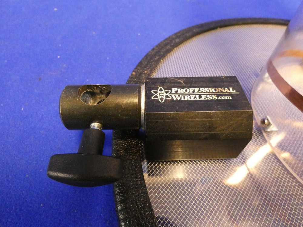 Professional Wireless Helical Antenna frequency 460-900