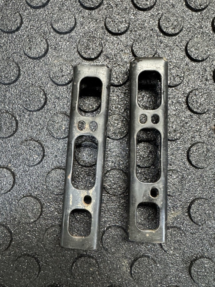 02 Bombardier Quest 650 Pegs