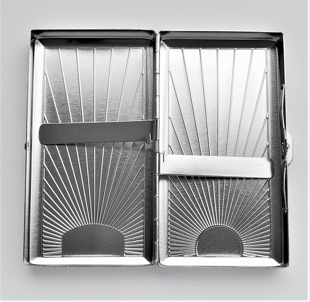 Victorian Style Cigarette Case Double Sided King & 100s Ray Pattern 4x2inch