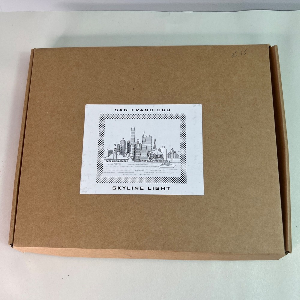 NEW San Francisco Skyline Light LED USB Powered Plug Beechwood Frame Light Up