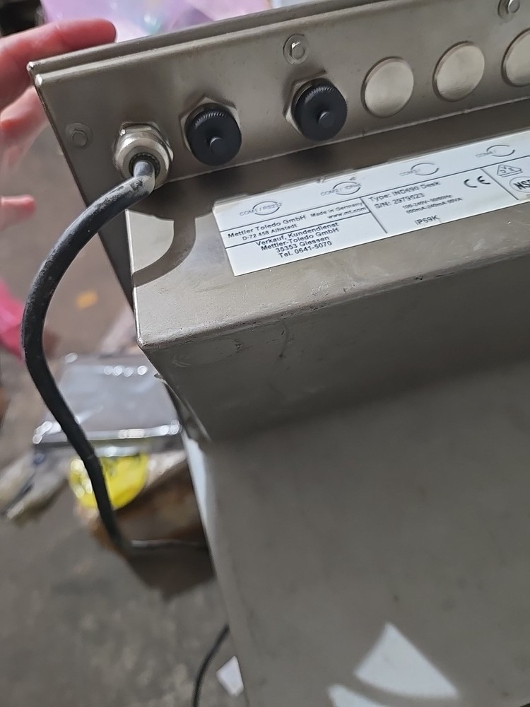 METTLER TOLEDO CONTROLLER IND690 DESK NEW