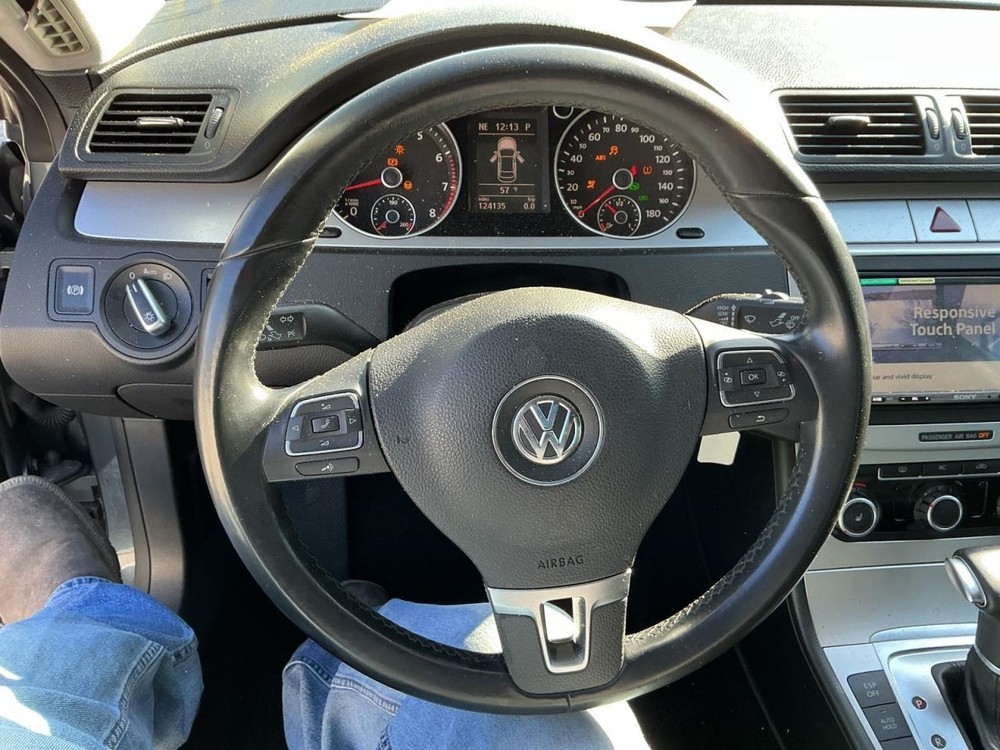 CC VOLKS 2011 Glove Box 5036081