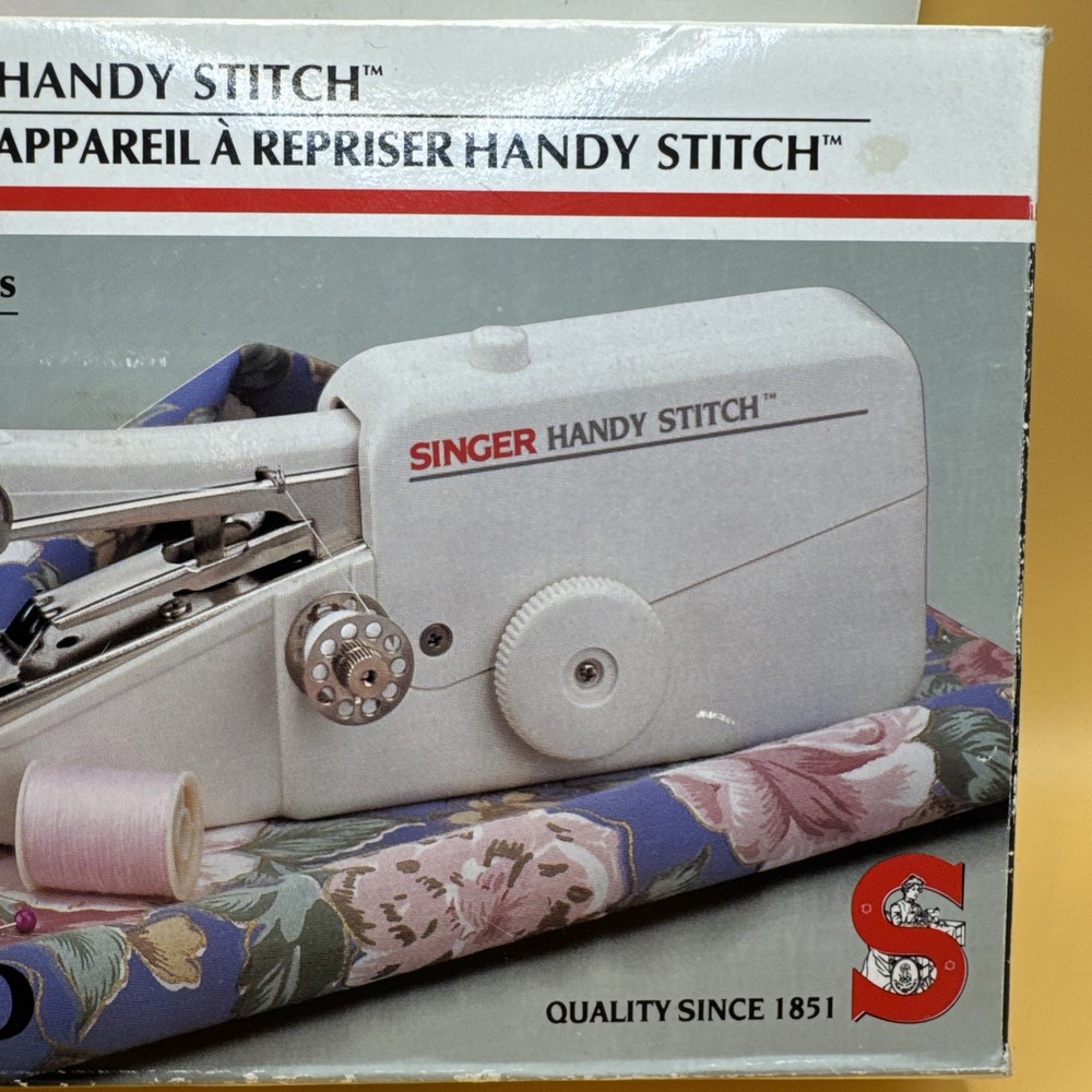 Singer Handy Stitch Sewing Machine Model CEX300KE Portable