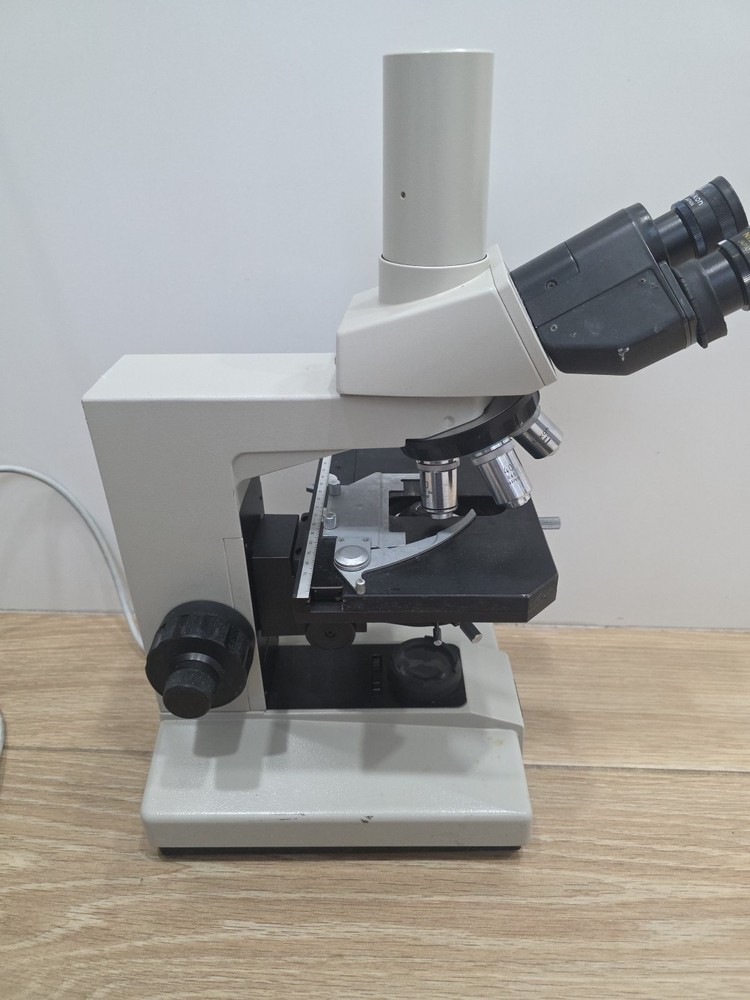 Nikon Labophot Microscope w/ 3 Objectives