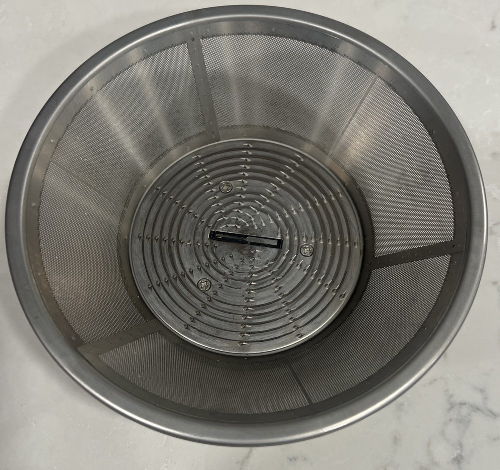 Cuisinart Juice Extractor CJE-1000 Replacement Part Juicer Mesh Filter Strainer