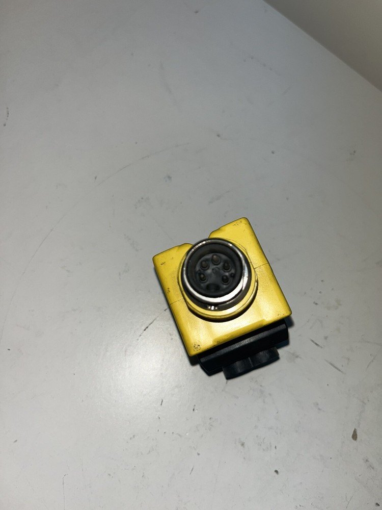 BANNER Q45VR2FQ sensor Used Fast Shipping