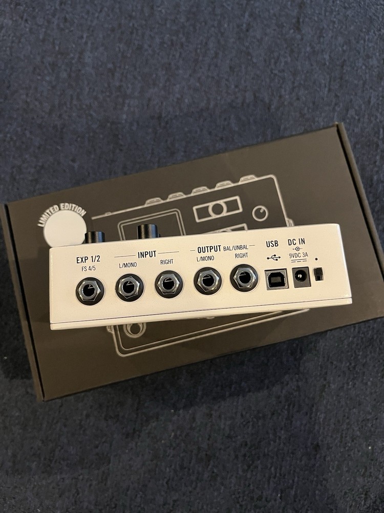 Line 6 HX Stomp Guitar Multieffects Floor Processor