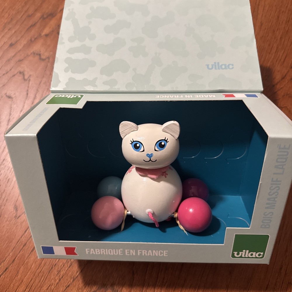 VILAC Wooden Pull Toy, Minette La Chatte
