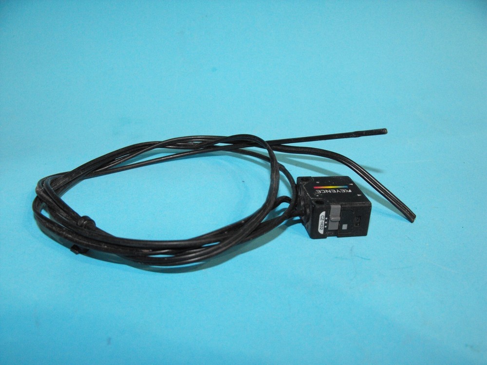 Keyence CZ-H32.Laser Sensor.N7145355.USED