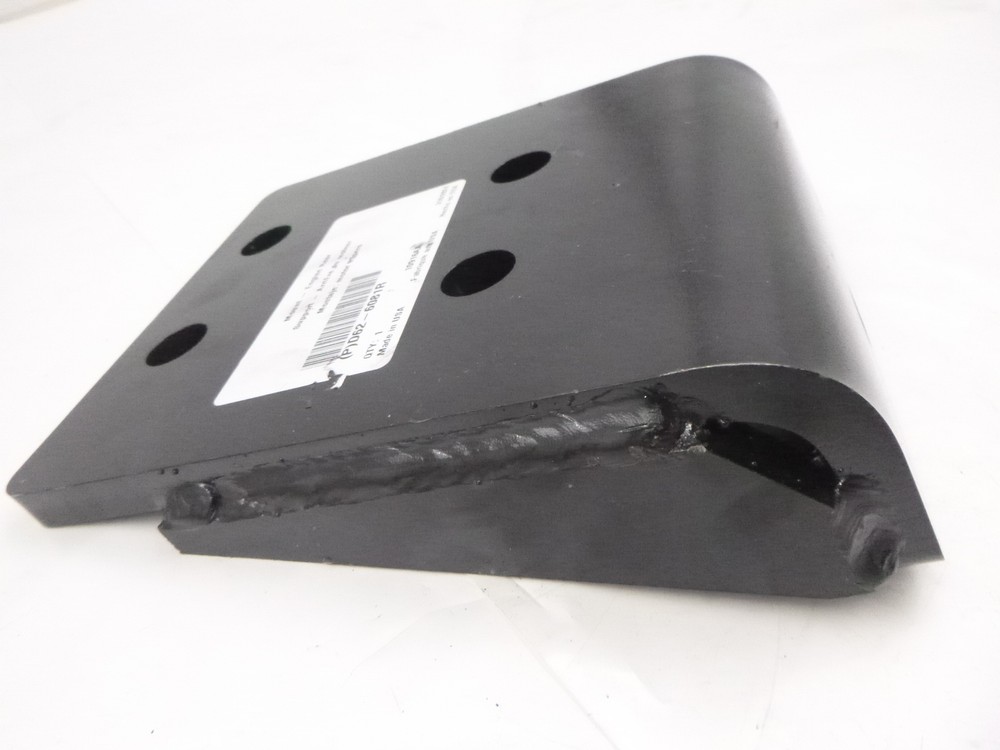 OEM Paccar Peterbilt Rear Engine Mount Right D62-6081R
